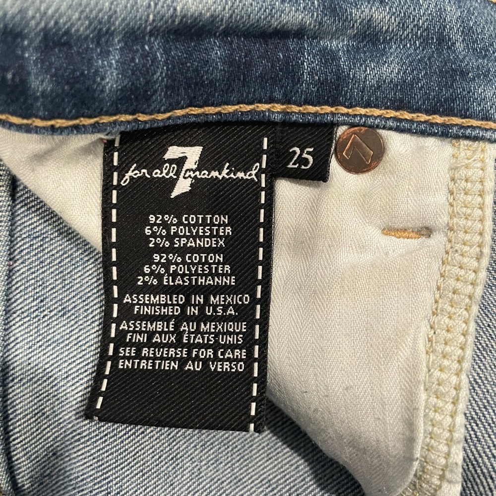 7 For All Mankind Distressed Blue Cropped Jeans - Picture 5 of 8